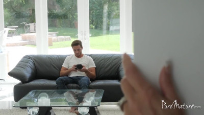 He's talented as a photographer but... what about pussies?