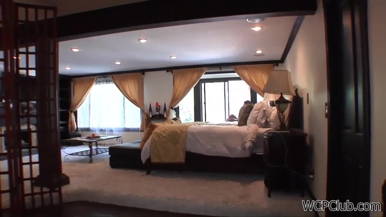 Watch Interracial creampie anal para Lou Charmelle Porn Video - ePornSup.