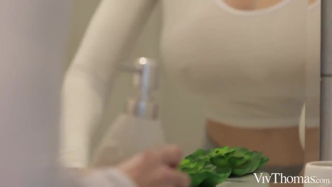 Watch Sexy lesbian sex with Kiara Lord and Scarlett Jones Porn Video - ePornSup.