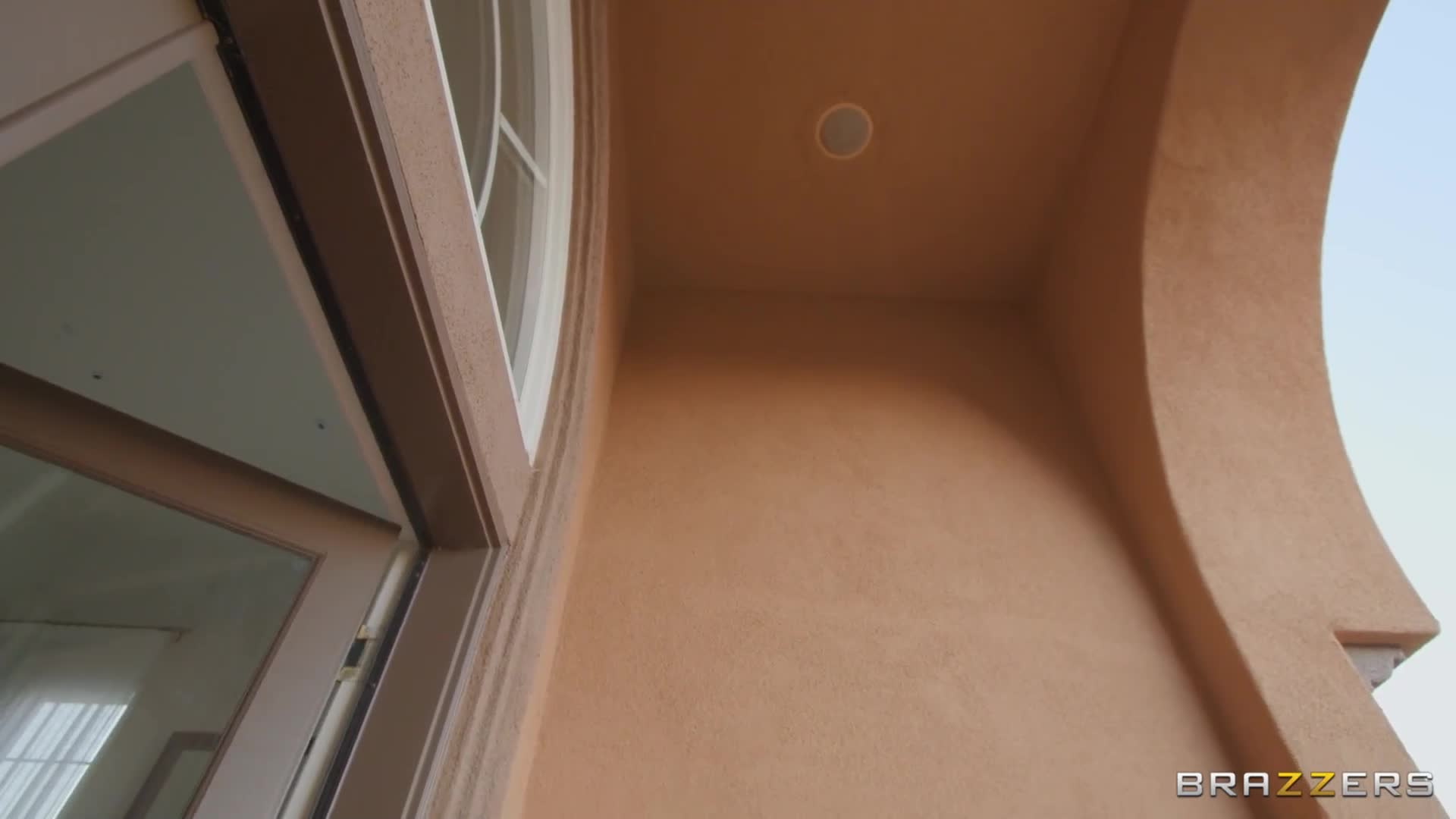 Watch Halle Hayes Is Back And She's Going To Fuck Her Husband And A Stranger Because She Doesn't Even Want To Know Porn Video - ePornSup.