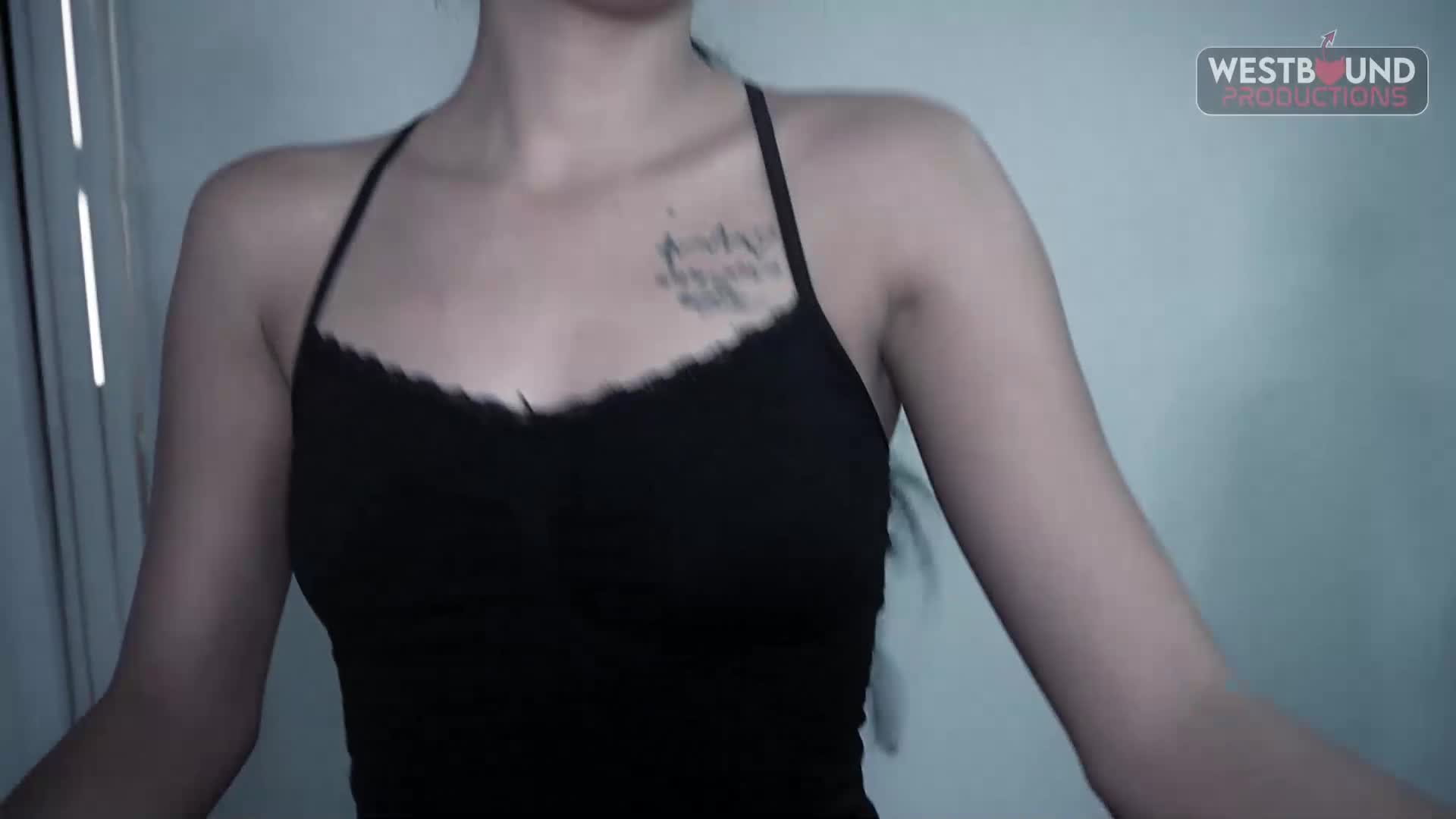 Watch Fit Latina Babe Gets Fucked in the Shower After Hard Workout Porn Video - ePornSup.