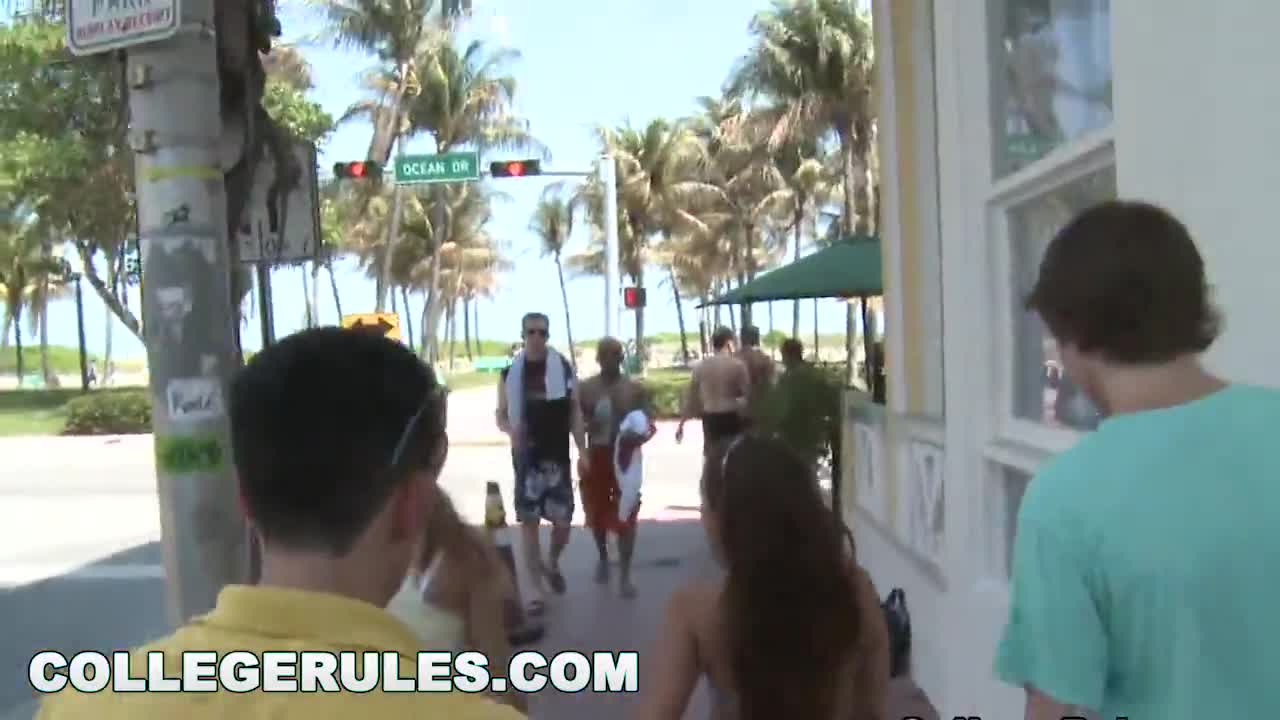 Watch A group fuck to end an intense day of partying Porn Video - ePornSup.