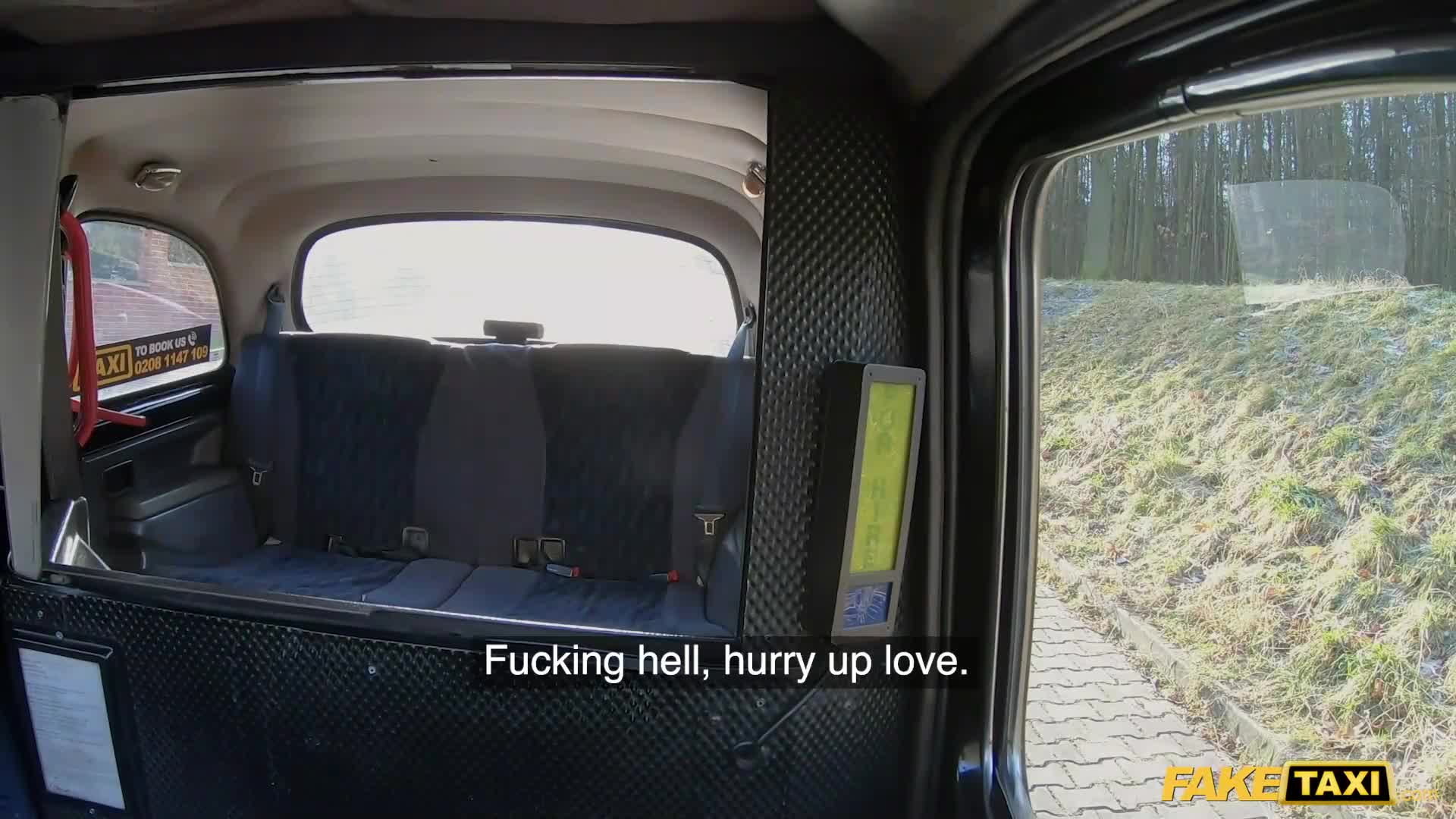 Watch Jovencita holandesa come culo y huevos en un taxi Porn Video - ePornSup.