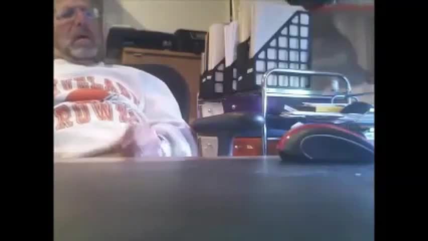Watch old bearded grandpa shooting his load Porn Video - ePornSup.