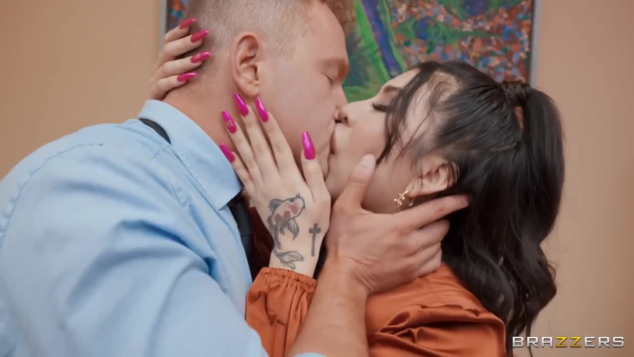 Watch TOKYO LYNN TOKYO LEIGH TEACHING HORNY COWORKERS A LESSON Porn Video - ePornSup.