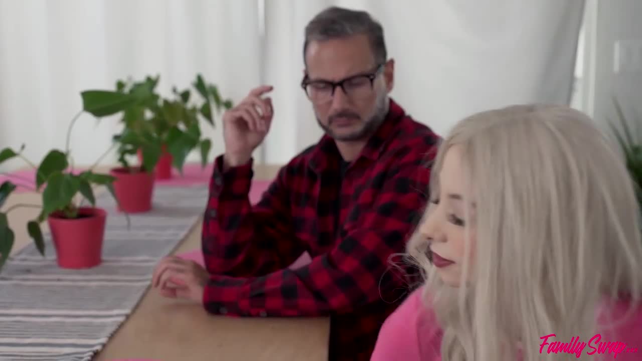 Watch April fools prank gets swapdad in bed with swapdaughter Porn Video - ePornSup.