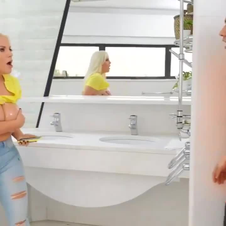 Watch Milf Porn Video - ePornSup.