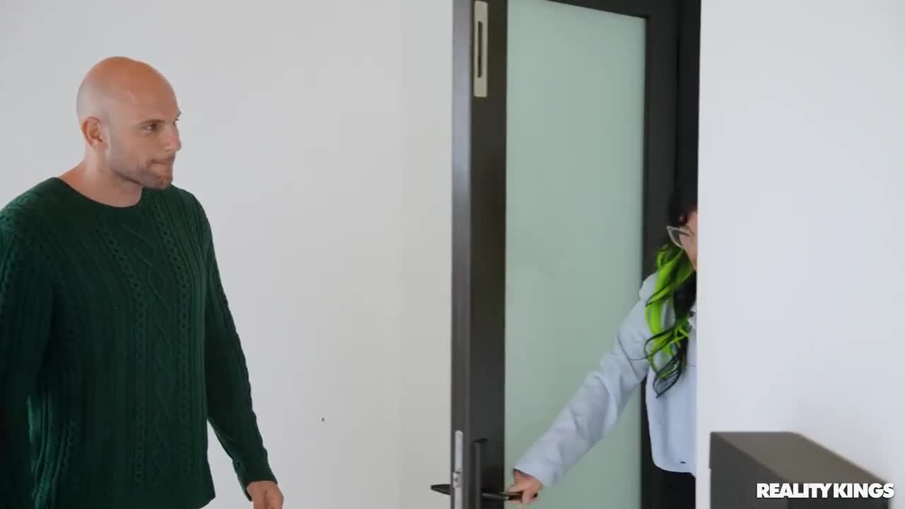 Watch Agente inmobiliaria mexicana necesita una verga Porn Video - ePornSup.