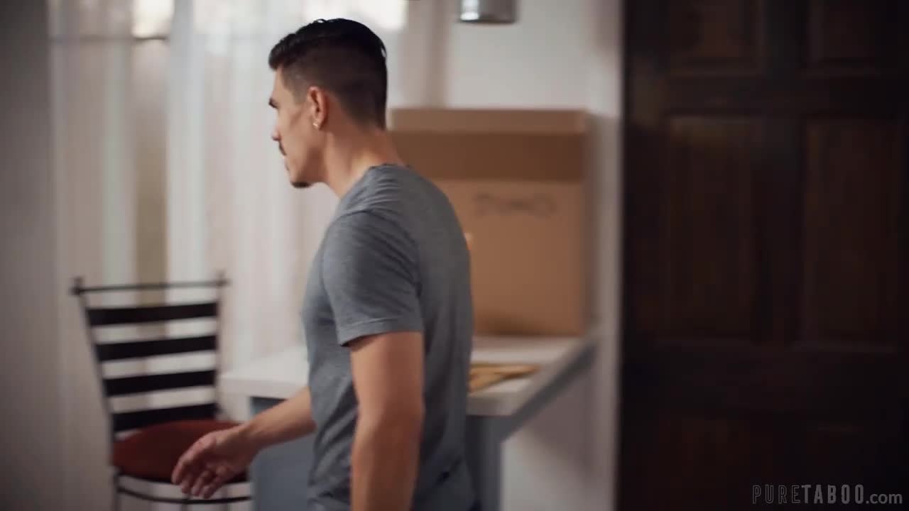 Watch Jewelz Blue takes revenge on her cheating boyfriend Porn Video - ePornSup.