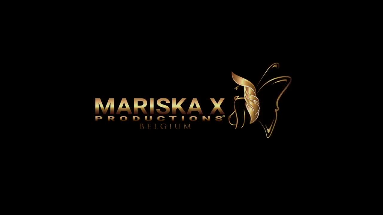 Watch Spanish tasting a Belgian-Brazilian pussy Porn Video - ePornSup.