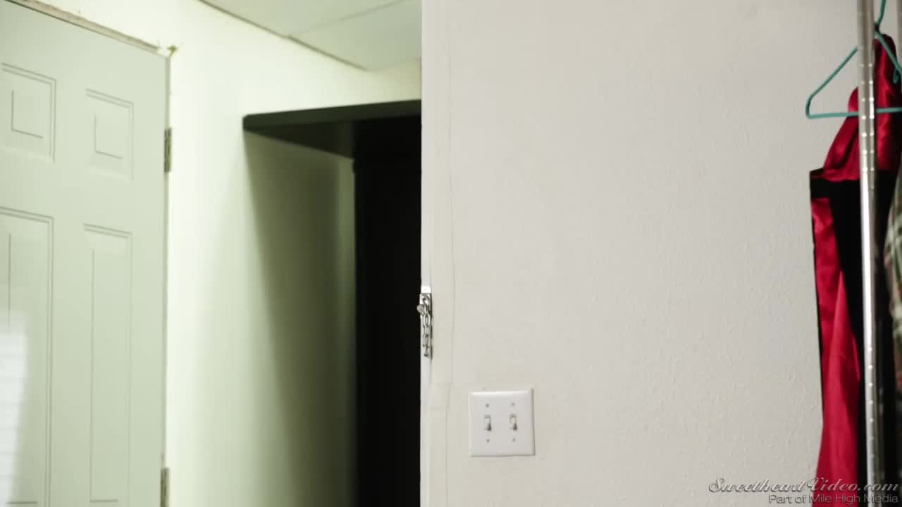 Watch A lesbian threesome of legends Porn Video - ePornSup.