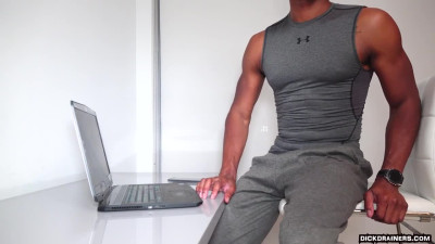 Sara Jay juices up a black dick
