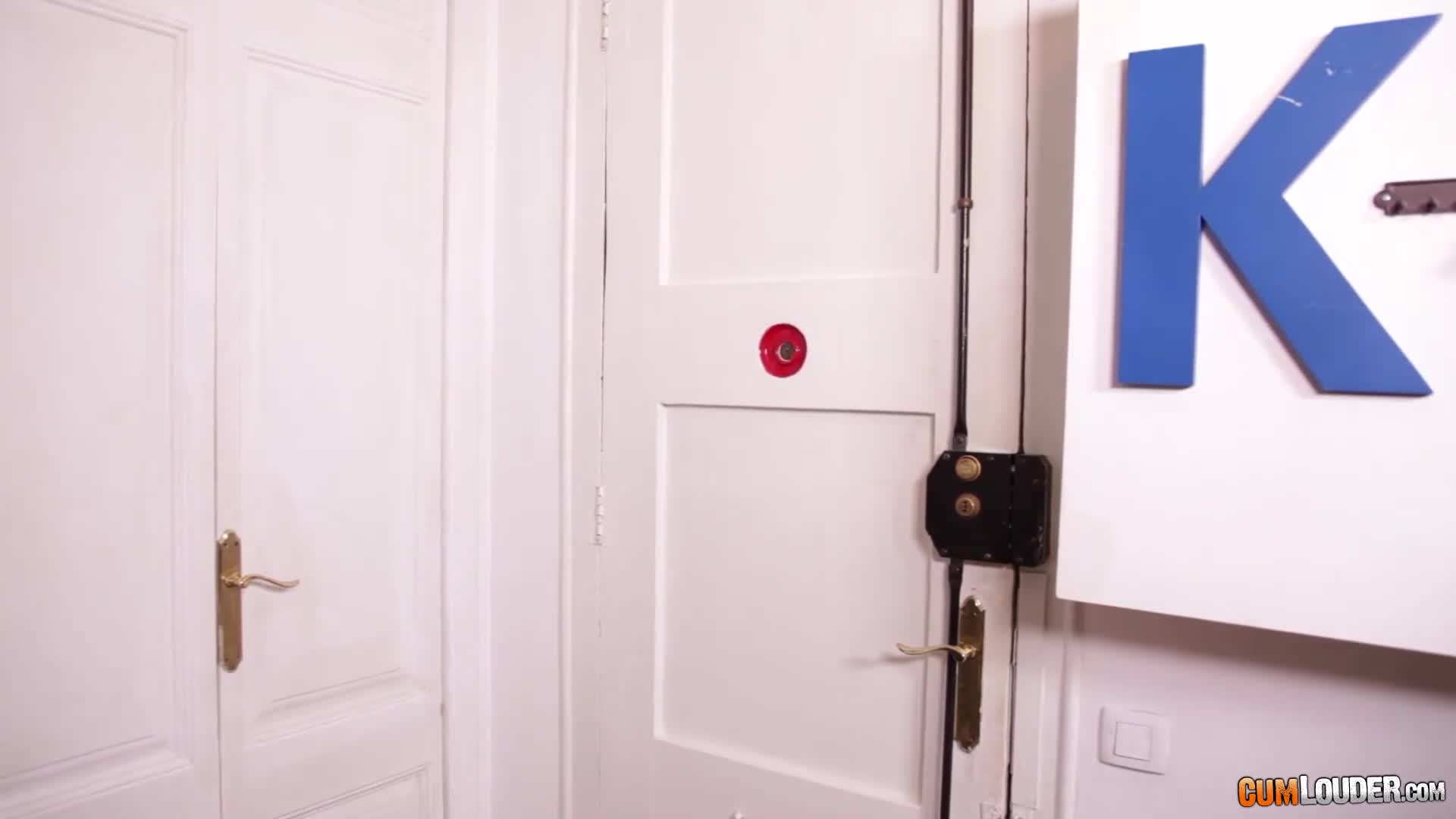 Watch FLAT RATE BUMPY CHEST Porn Video - ePornSup.